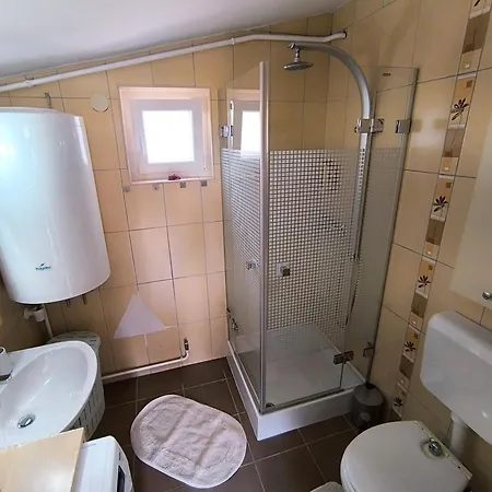Aparthotel Sarkanyszikla 3*
