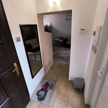 Aparthotel Sarkanyszikla 3*