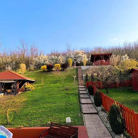 Aparthotel Sarkanyszikla 3*